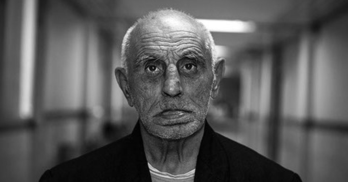 A Place to Stay, documentary photography by Mehran Ahmadi